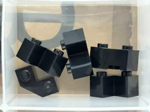 Piezas LEGO - Ladrillo Negro, Faceta Modificada 2 x 2 - No 87620 - Cantidad 5 - Imagen 1 de 1