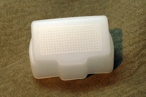 Flash Omni-Bounce Diffuser Dome Light Box for Nikon SB-400 Nissin i40 - Picture 1 of 7