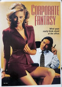 Póster promocional pin-up adulto fantasía corporativa Tracy Ryan Jarod Carey - Imagen 1 de 2