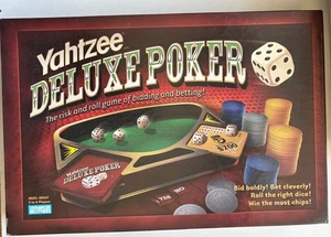 Yahtzee Deluxe Poker Game Parker Brothers Hasbro 2005 - 100% Complete - Picture 1 of 9
