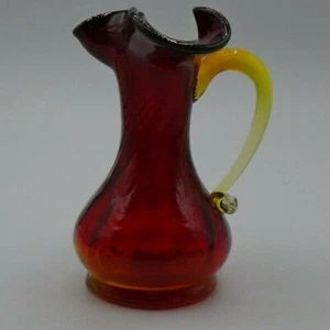 Jarrón jarra de vidrio vintage Kanawha Amberina mango aplicado 5 pulgadas de alto - Imagen 1 de 8
