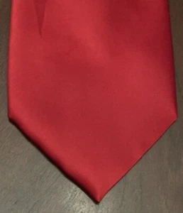 Geoffrey Beene Red Hand Made 100% Polyester Men’s Neck Tie Made In China - Picture 1 of 9