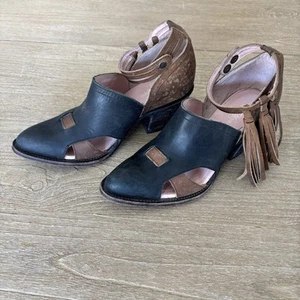 Miss Macie Western Ankle Bootie Women's Size 6.5M Distressed Leather Tassel Heel - Picture 1 of 11
