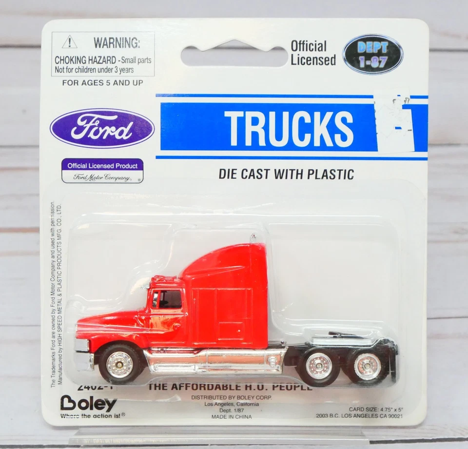 Camiones Boley 2402-1, camión tractor Ford cabina dormitorio, rojo, escala HO Foto 1 de 3