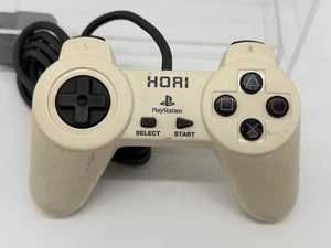 Oficial OEM HORI PS1 PlayStation 1 Digital Pad Controller Blanco - Imagen 1 de 3