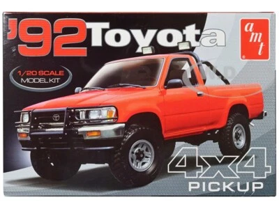 SKILL 2 MODEL KIT 1992 TOYOTA 4X4 PICKUP 1/20 SCALE MODEL BY AMT AMT1425 - Image 1 of 4