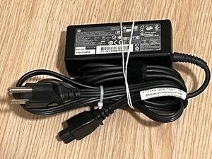 HP OEM Laptop Charger AC Adapter Power Supply 671296-001 19.5V 3.33A 65W - Picture 1 of 4