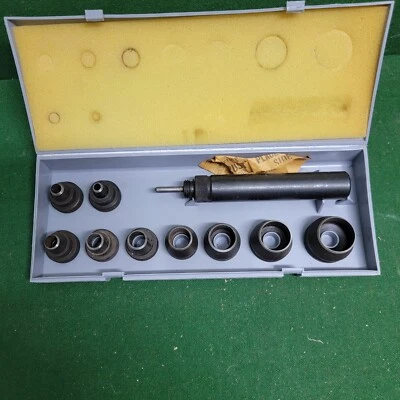 Juego de punzones para juntas Brookstone, excelente estado.  Foto 1 de 4