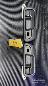 94-01 Acura Integra OEM manija de puerta interior con moldura 2 puertas cupé cerradura juego negro - Imagen 1 de 4