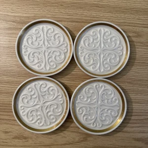 LENOX Special Vintage Seville Cream Round Coasters 24K Gold Trim USA Set of 4 - Picture 1 of 5