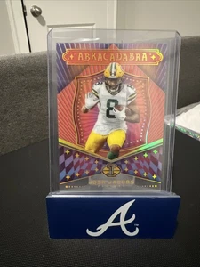 Panini Illusions 2024 - Abracadabra Josh Jacobs #17 rojo/199 - Imagen 1 de 2