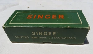Vintage Singer Sewing Machune Attachments - Bild 1 von 4