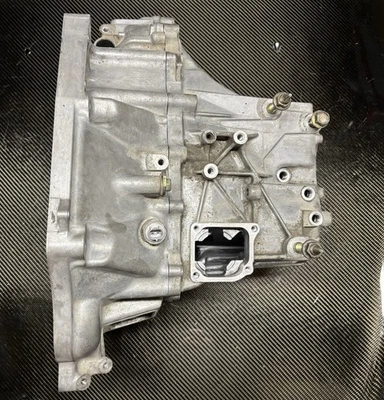 02-04 Acura RSX Transmission Case Bell & Tail Housings K20 Manual OEM - Image 1 of 4