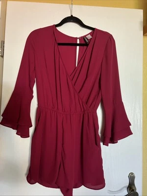 H&M Playsuit Damen Gr. 36 Langarm Kurz Jumpsuit Freizeit Magenta Rüschen - Bild 1 von 2