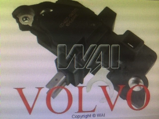 Voltage Regulator and brush assembly S60 V70 XC70 2005-2001 Volvo S60 V70 2.3L - Image 1 of 1