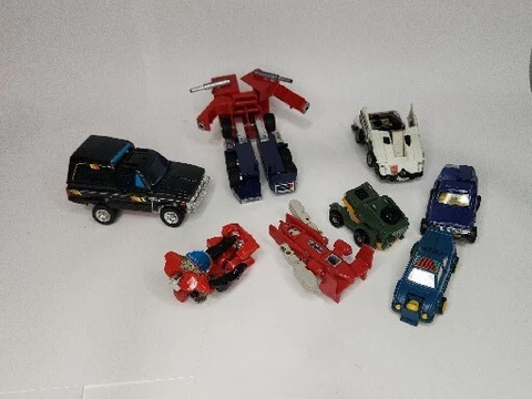 Vintage Transformers G1 TRAILBREAKER & Other Lot Cover