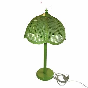 Lamp Vintage rattan mid century modern chartreuse lime green wicker shade light