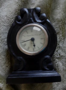 Imperial Clock Works Birmingham 1792 8.5 in. Carved Wood Frame Clock-India - Picture 1 of 10