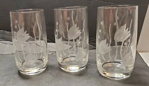 Glass School of Fish Etched Textured Coastal Ice Tea Cooler Glasses Set Of 3 - Picture 1 of 7
