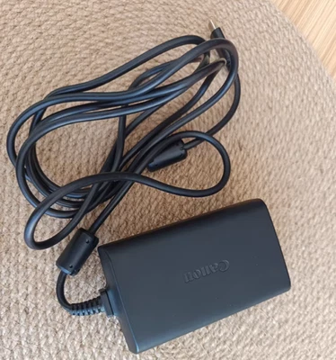 Canon USB POWER Well Adapter PD-E1 Camera communication Charger - Image 1 of 3