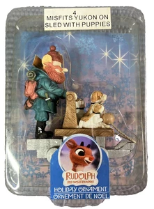 Vintage Enesco Yukon Cornelius auf Schlitten mit Welpen Misfit Toys Ornament - Bild 1 von 3