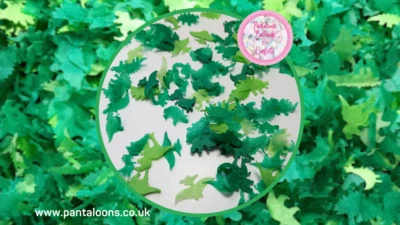 Confeti de dinosaurio biodegradable para boda - verde oscuro y verde manzana Foto 1 de 4