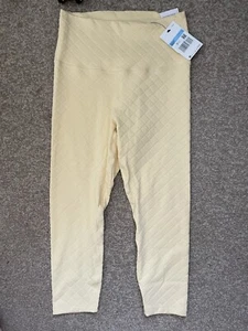 Women's Nike Yoga Luxe High-Waisted Jacquard Capri Leggings - DA1064-294-Size M - Picture 1 of 4