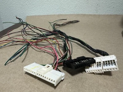 OEM 1997 - 1999 Ford F150  Speedometer Gauge Cluster Connector Plug  Harness - Image 1 of 4