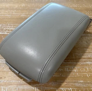 2006-2011 Buick Lucerne Center Console Gray Leather Armrest Lid Storage OEM - Picture 1 of 9