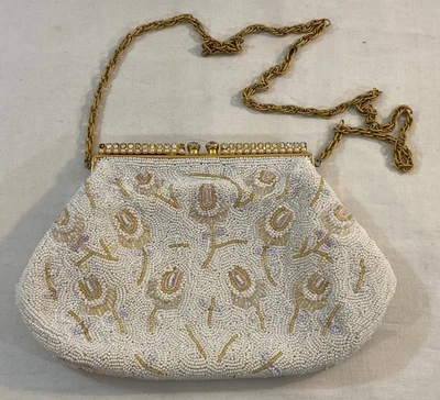 Bolso sin asas vintage Walborg blanco y dorado con cuentas con tapa de diamantes de imitación Foto 1 de 4