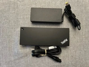 Lenovo ThinkPad Thunderbolt 4 Workstation Dock - Black/Red, With 135W AC Module - Photo 1/4