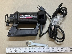 Rotozip Spiral Saw SCS 01 Tool Only with Wrench and Extra Collet Tested - Picture 1 of 8