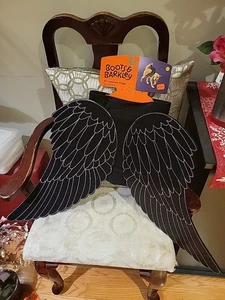 NEU Hund XL Halloween Kostüm Fledermaus Flügel reflektierend bis zu 100 Pfund | Stiefel & Barkley - Bild 1 von 5