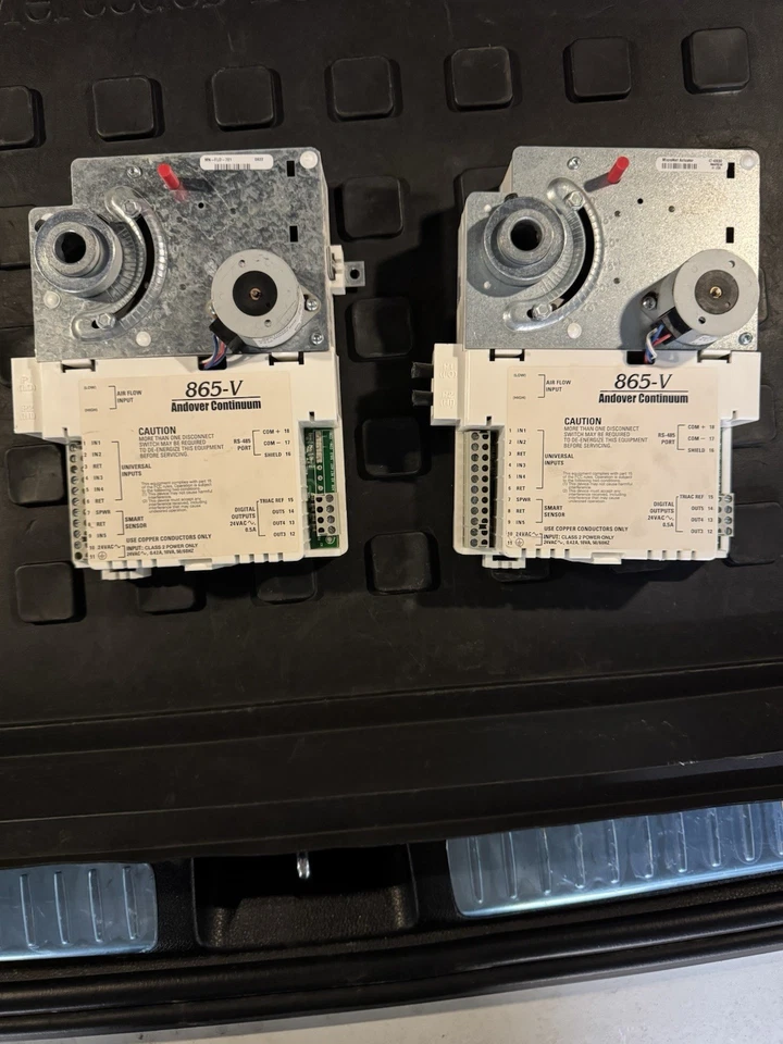 Schneider Andover Continuum 865-v VAV Controller - Image 1 of 1