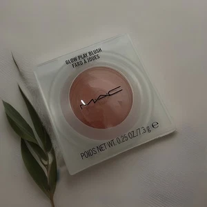 MAC Glow Play Blush #So Natural -0.25oz -NIB - Picture 1 of 4