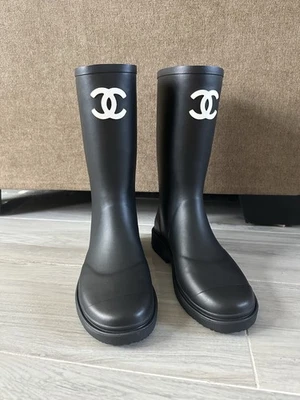 41 EU 10US CHANEL Black Rubber High Pull On Rain Boots White CC Logo w/ Receipt - Image 1 of 4