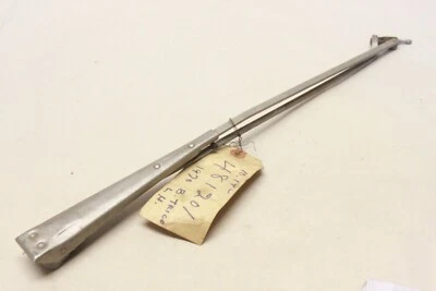 Braço limpador de para-brisa executivo Pontiac Catalina Bonneville 1970 NOS 481201 LH  - Imagem 1 de 4