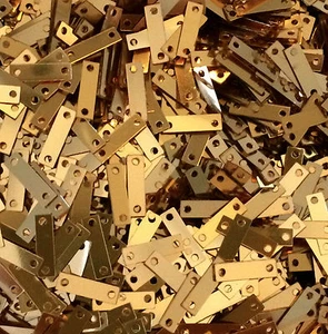 Sequins Tiny Rectangle 9mm Gold Metallic 1/3 inch Choose Pack Size - Bild 1 von 1