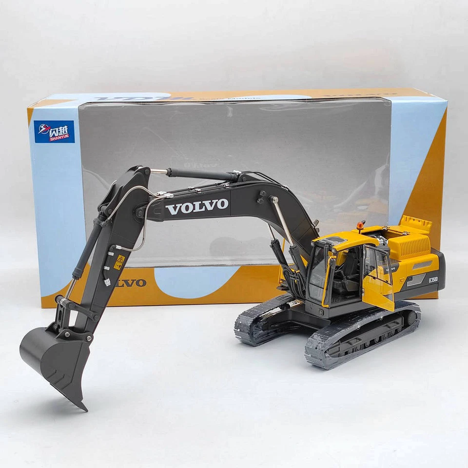 IMC 1:32 Scale Model Volvo EC350D Excavator VDM Die-Cast New in Original Box - Image 1 of 4