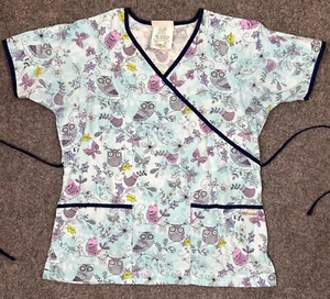 UA Scrubs Mock Wrap Owl print Scrub Top - Size XS - nursing and/or vet tech - Picture 1 of 13