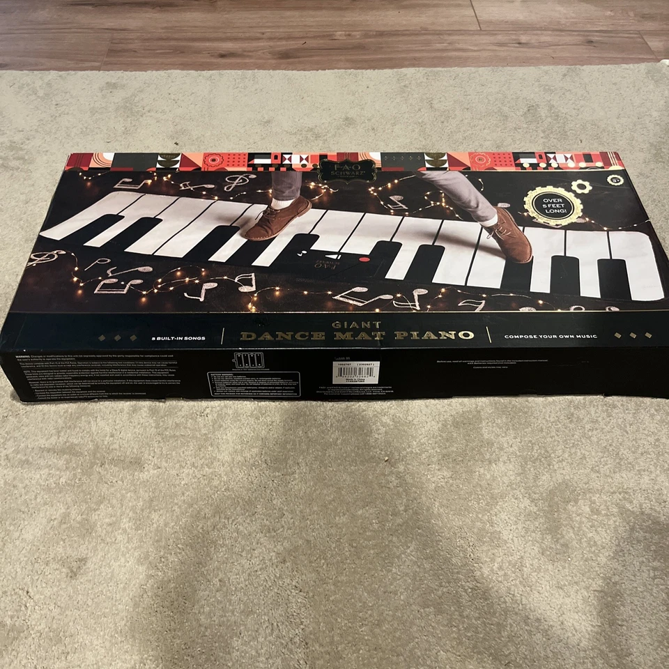 Alfombrilla de piano de baile gigante FAO BLACK NUEVA en caja de más de 5 pies de largo Foto 1 de 2
