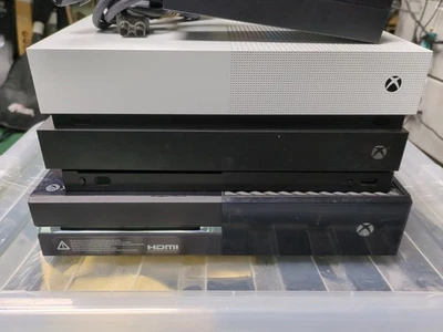 3 x Xbox One Consoles Spares/Repairs Joblot - Image 1 of 4