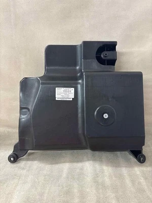 Nissan Xterra 2006 subwoofer altavoz Rockford Fosgate 28170EA000 Foto 1 de 4