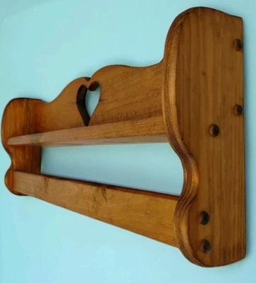 Manta colgante de pared de madera maciza hecha a mano estante mancha mediana 25" L recorte corazón Foto 1 de 4