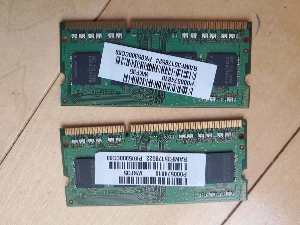 Samsung Laptop Memory 2x4GB 1Rx8 PC3L-12800S- M471B5173QH0-YK0 - Image 1 of 1