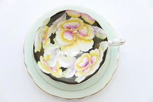 RARE PARAGON ENGLAND DOUBLE WARRANT ORCHID GREEN Black TEA CUP SAUCER SET - Picture 1 of 5