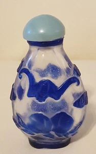 Antique Chinese Snuff Bottle Peking Glass Blue Clear Jade Lid *Has Damage* Old - Photo 1/9