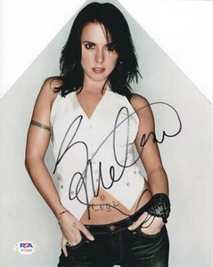 MEL C "SPICE GIRLS" *RARE* SIGNED SUPER ALLURING POSED PHOTO PSA - Imagen 1 de 3