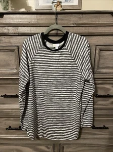Lularoe Erin Unisex Raglan Sleeve Top Large - Picture 1 of 5