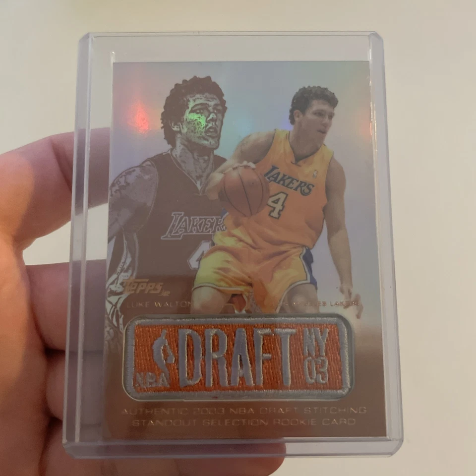 RARA TARJETA DE NOVATO 2003-04 LUKE WALTON LAKERS TOPPS JE NBA DRAFT COSTURAS BGS 8,5 Foto 1 de 2